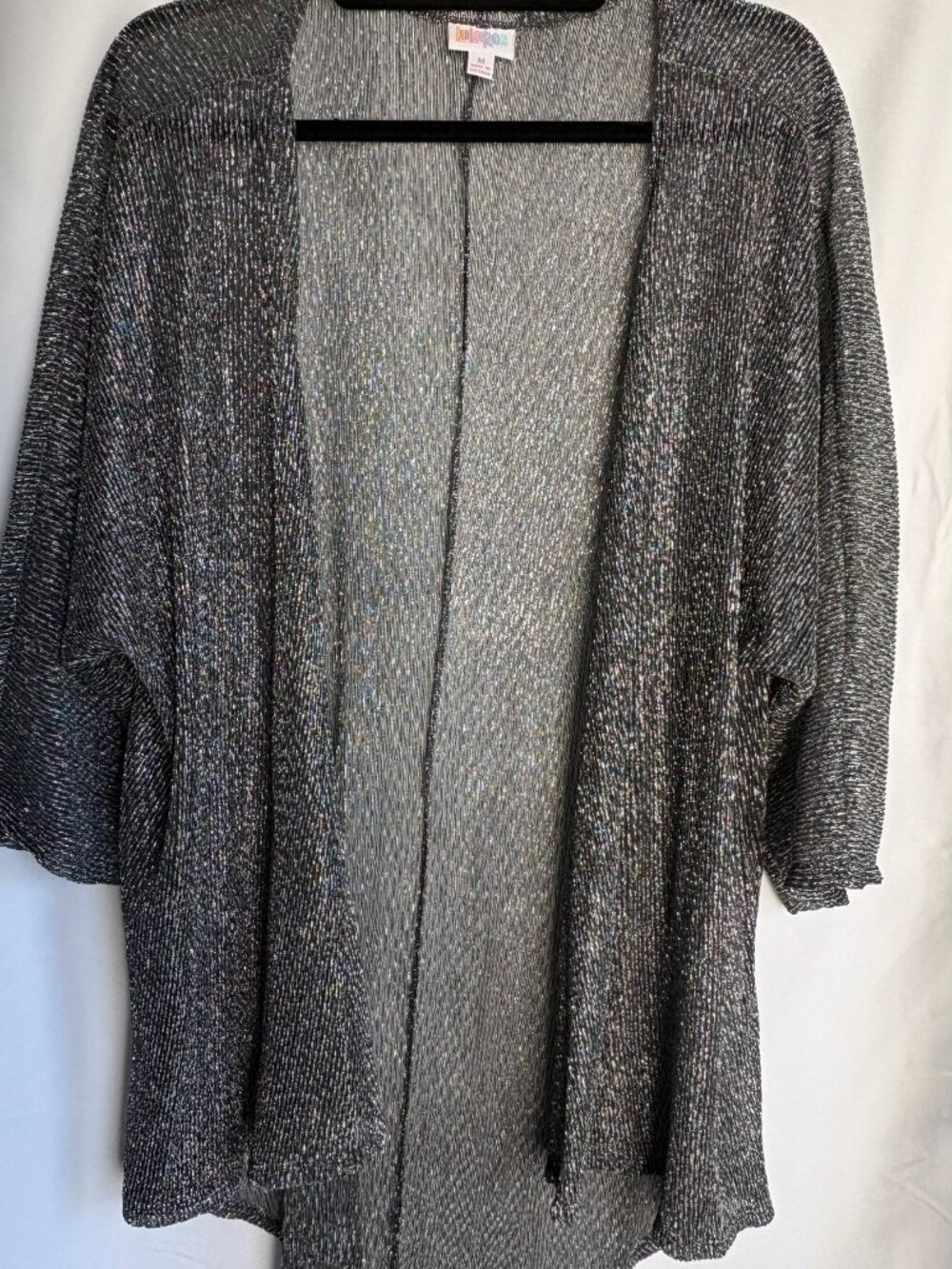 LuLaRoe Lindsey M Dark Silver Shimmer Crepe Elegant Kimono